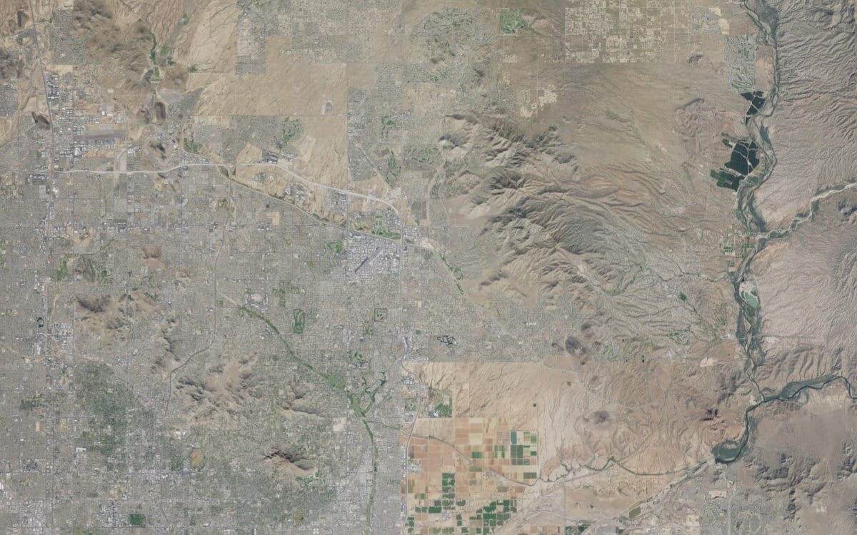 Satellite map of the Scottsdale-area trail region, from the McDowell Sonoran Preserve south to Camelback and Piestewa Peak